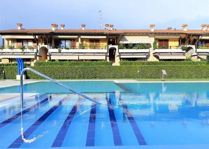 Iris - Regarda Travel Appartement *