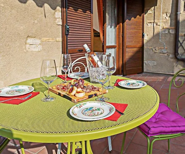 Appartement Iris - Regarda Travel *