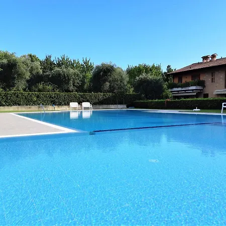 Appartamento Iris - Regarda Travel *