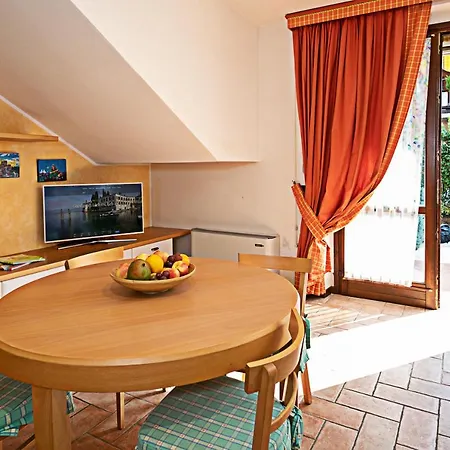 Iris - Regarda Travel Appartamento